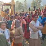 स्टेडियम निर्माण को लेकर ग्रामीणों का विरोध तेज