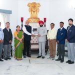 राष्ट्रीय सेवा योजना के स्वयंसेवकों ने राज्यपाल से की मुलाकात