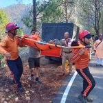 रुद्रप्रयाग में बड़ा हादसा टला, 50 मीटर गहरी खाई में गिरी स्कूटी