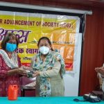 20 टीबी रोगियों को मासिक पोषाहार वितरित किया गया